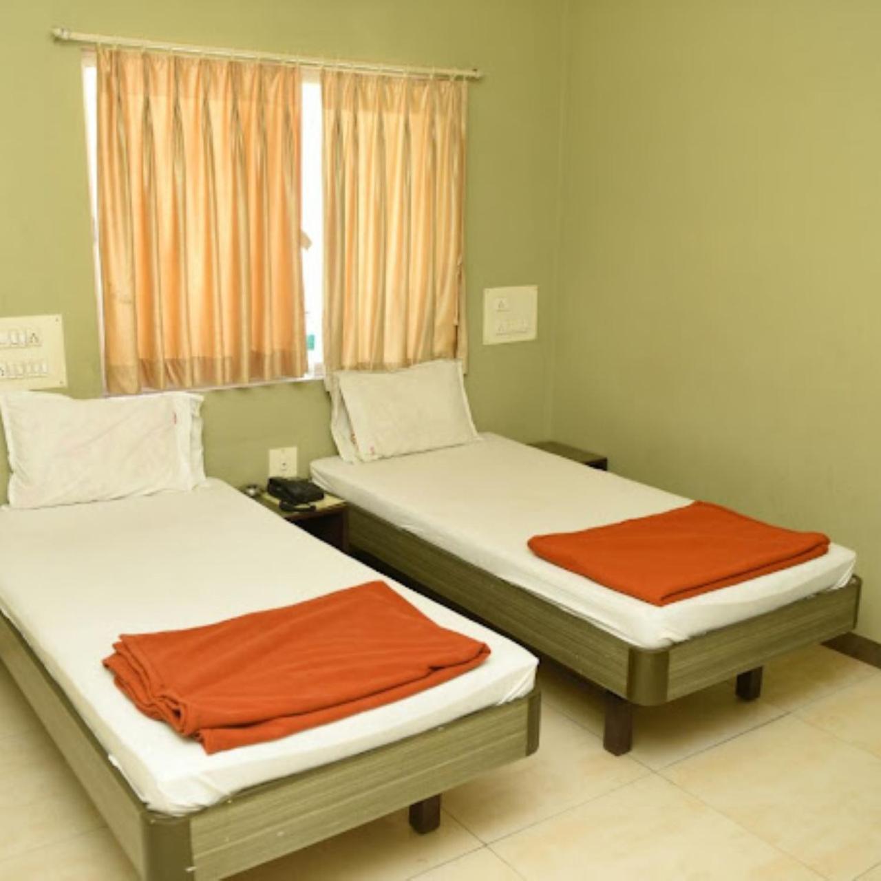 Hotel Anjali Palace Бхудж Экстерьер фото